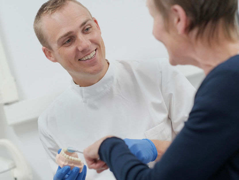 Woodcroft Dental & Implant Clinic